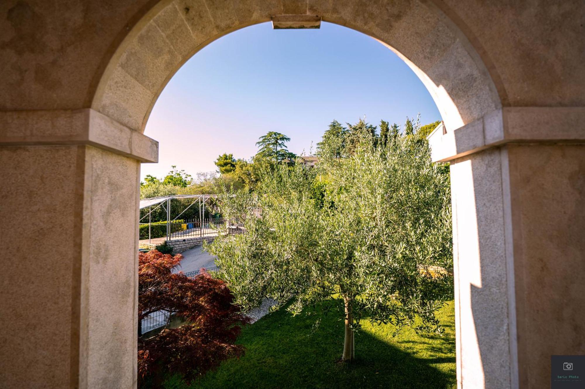 Apartman Nino Pula Exterior foto
